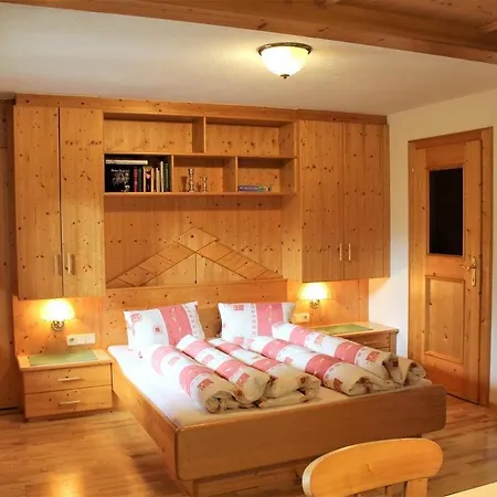 Orterhof אוברטיליאך